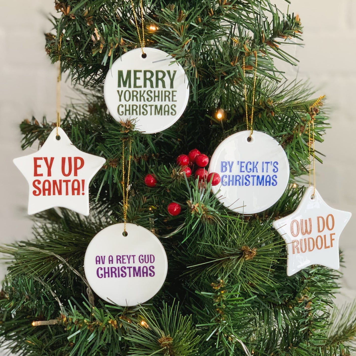 'Merry Yorkshire Christmas' Luxury Ceramic Decoration - The Great Yorkshire Shop