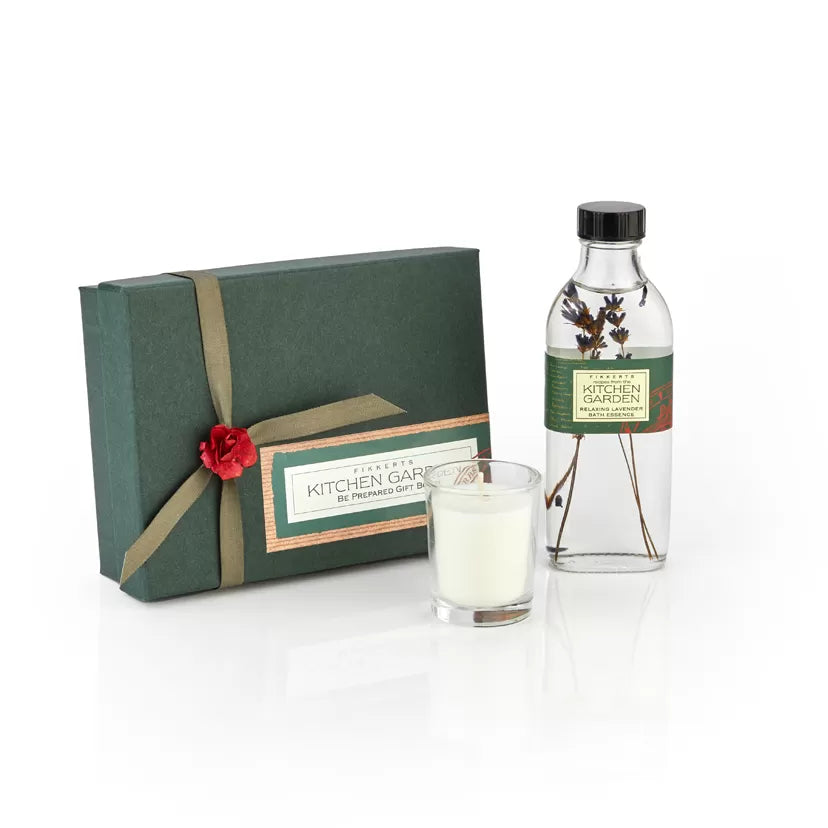 Kitchen Garden Just Relaxing Gift Set (Lavender Bath Essence and Candle) - The Great Yorkshire Shop