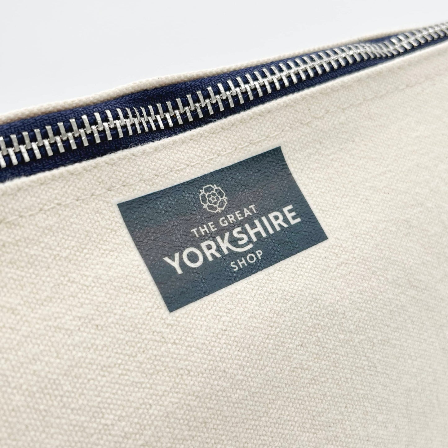 The Great Yorkshire Shop Unisex Toiletry Washbag - The Great Yorkshire Shop