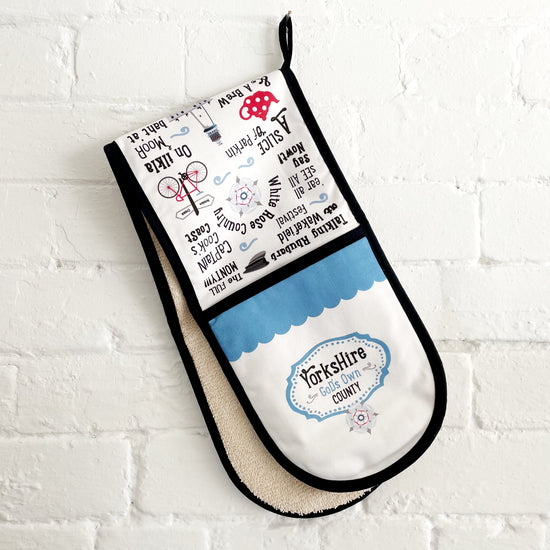 Yorkshire Talk of the Town Oven Glove - The Great Yorkshire Shop